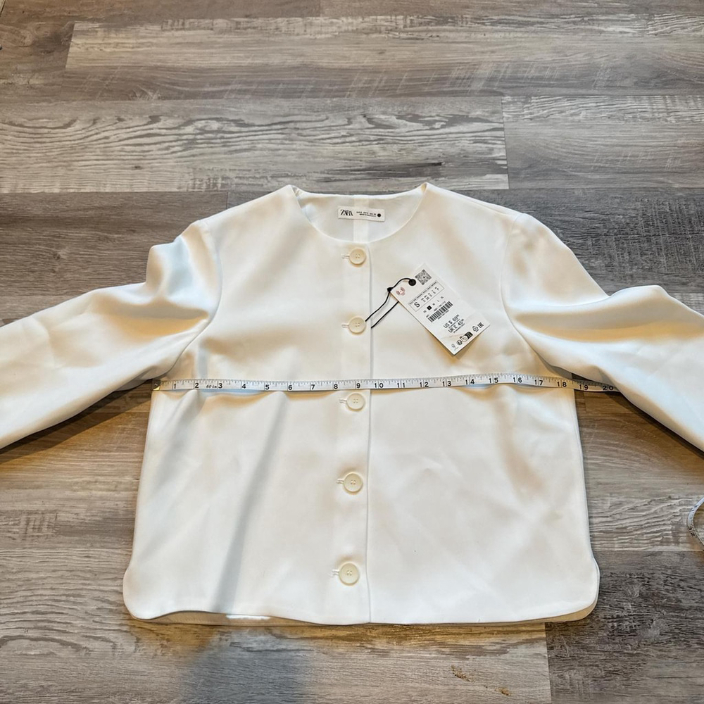 jackets - Picture 5 of 8
